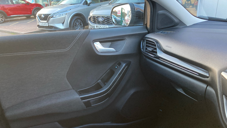 Ford Puma 1.0 EcoBoost Hybrid mHEV Titanium Design 5dr Petrol Hatchback